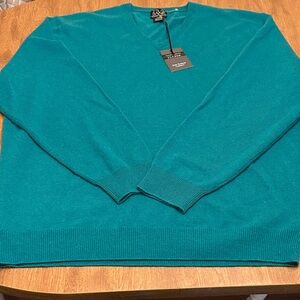 Jos. A. Bank Teal Men’s V-Neck Sweater